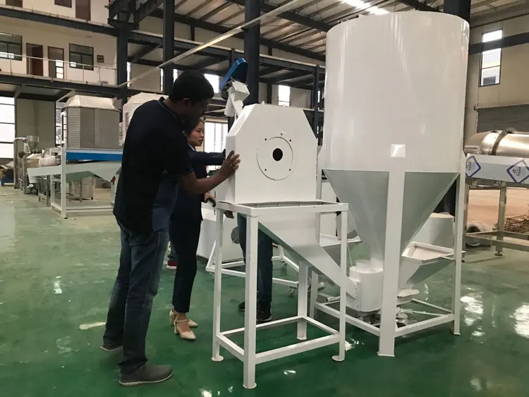 Animal Feed Mill Mixer Price Good Poultry Chicken Feed Mixer Grinder