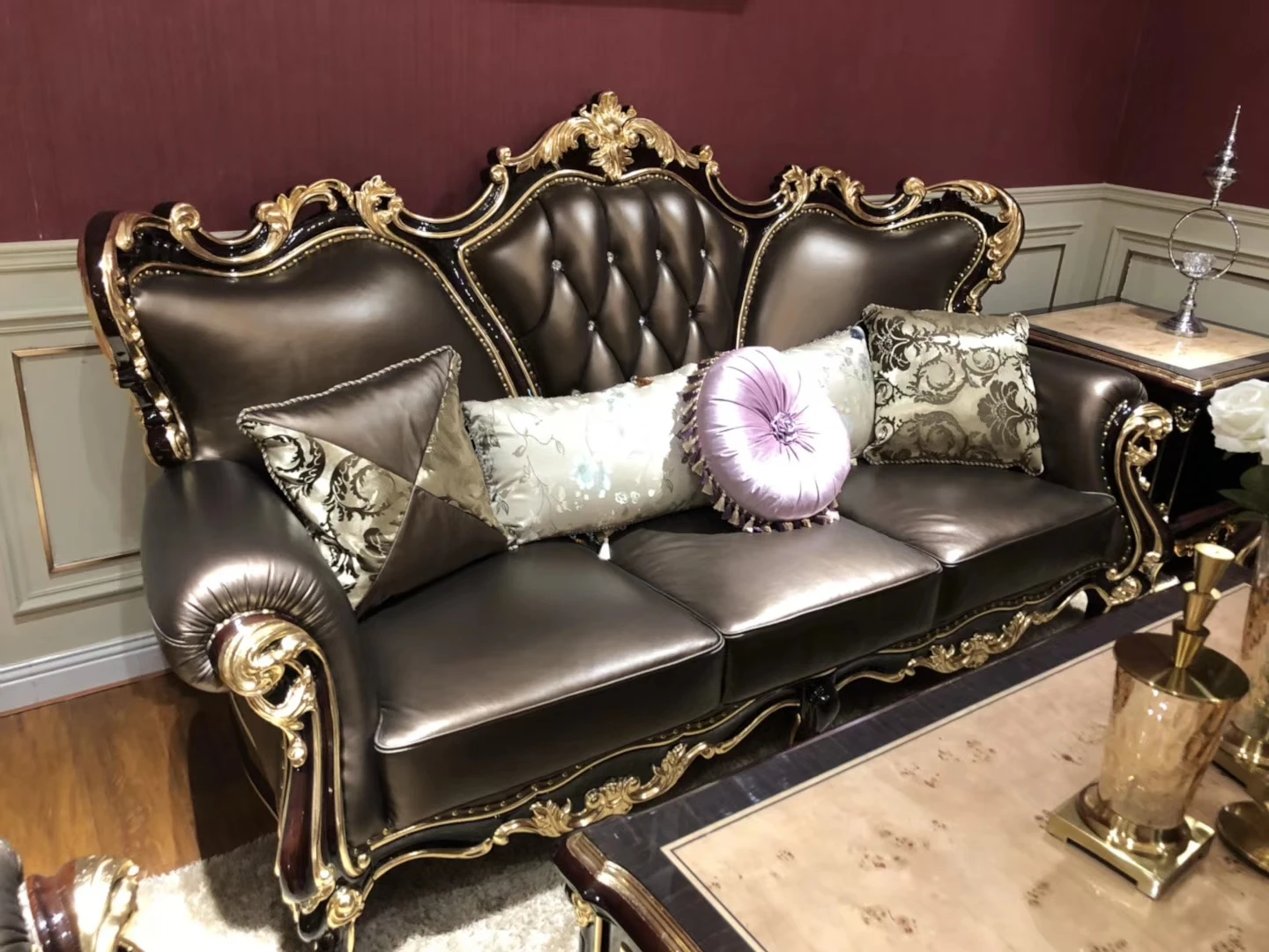 Solid Wood Carving Sofa Living Room Furniture Antique Sofa Carved Wood