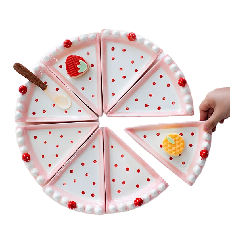 Hot Sale 3D Ceramic Triangle Plate Creative Lovely Cake Theme Porcelain Pink Dessert Plate for Sushi for Hotels and Parties factory