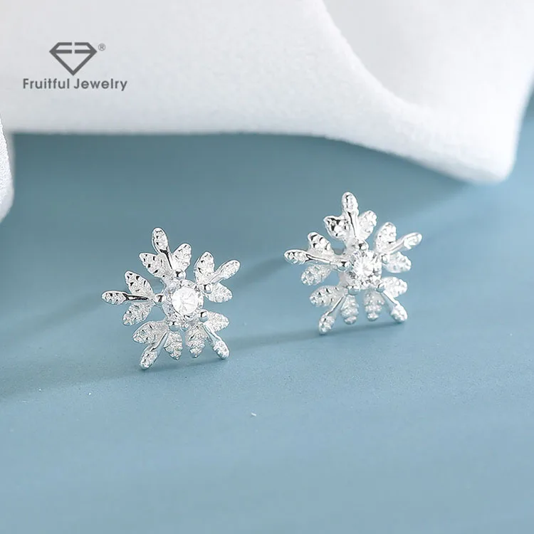 Wholesale Fashion Top Selling Crystal Snowflake Stud Earrings Buy