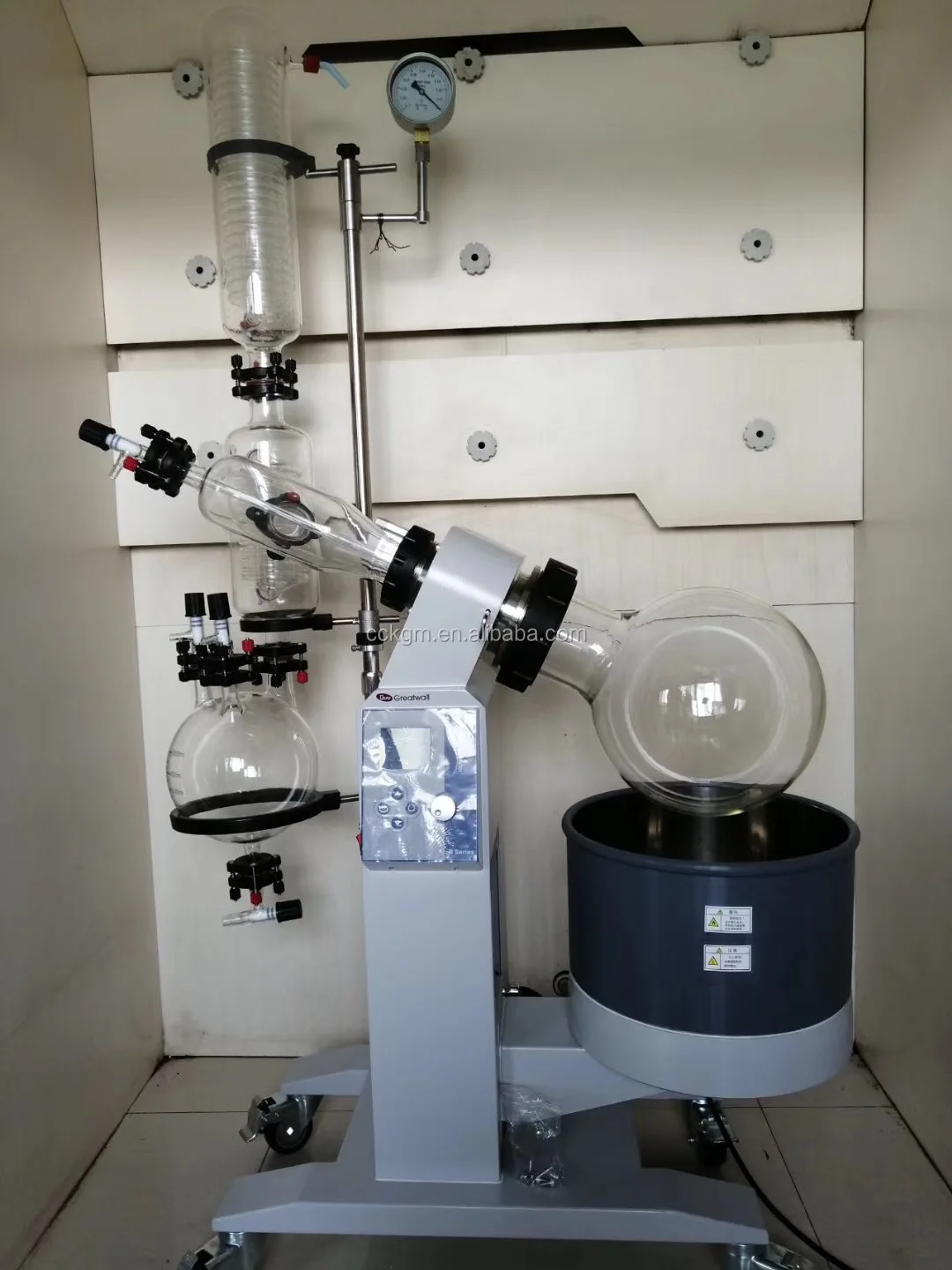 China Professional Vacuum Distillation Equipment 10l Rotary Evaporator