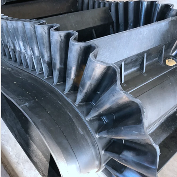 大角度波纹侧壁夹板输送带