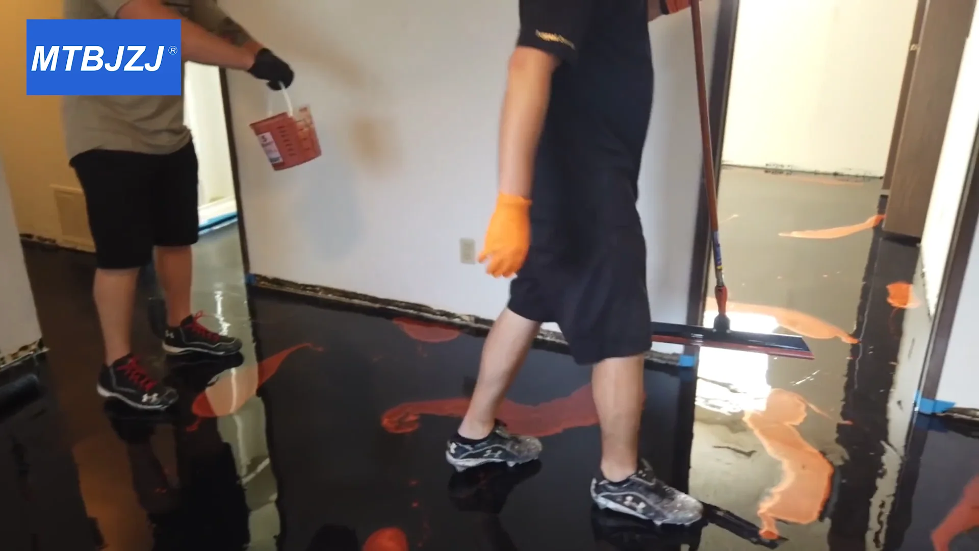 Mtb Applying With Squeegee Commercial Grade Epoxy Shop Floor Coating Buy Commercial Grade