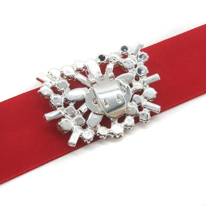 silver bridal rhinestone shoe clip.jpg