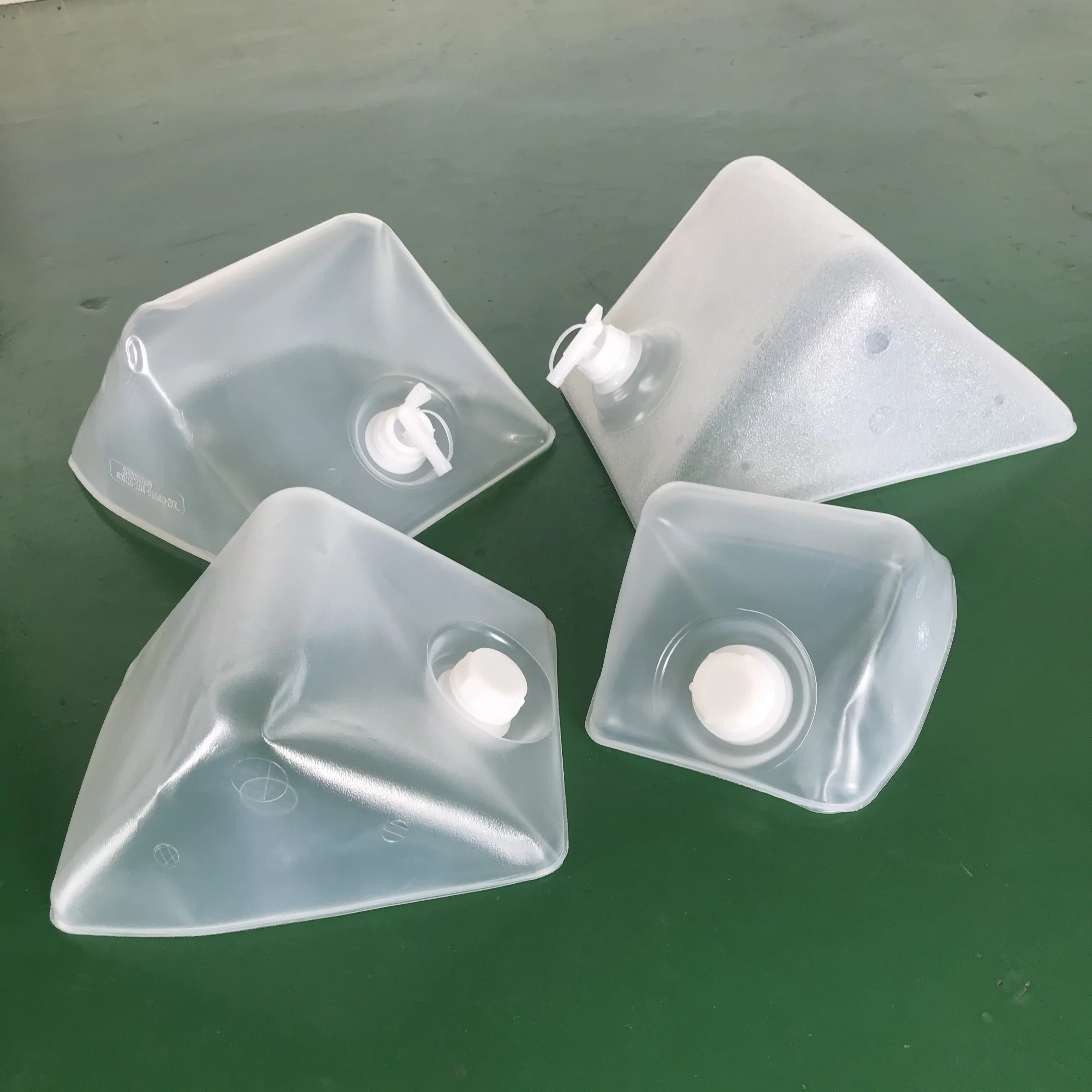 
Outdoor water container 20L with tap 