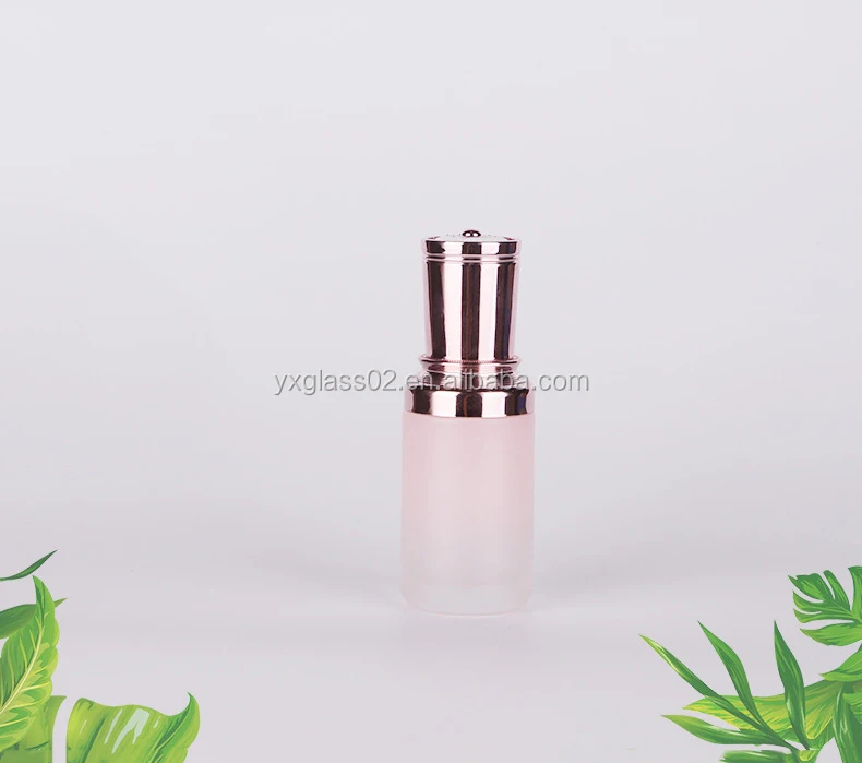 Luxury Cosmetic glass bottle set -- skincare container manufacturer-- new style design with pump&spray&gold cap-customization factory