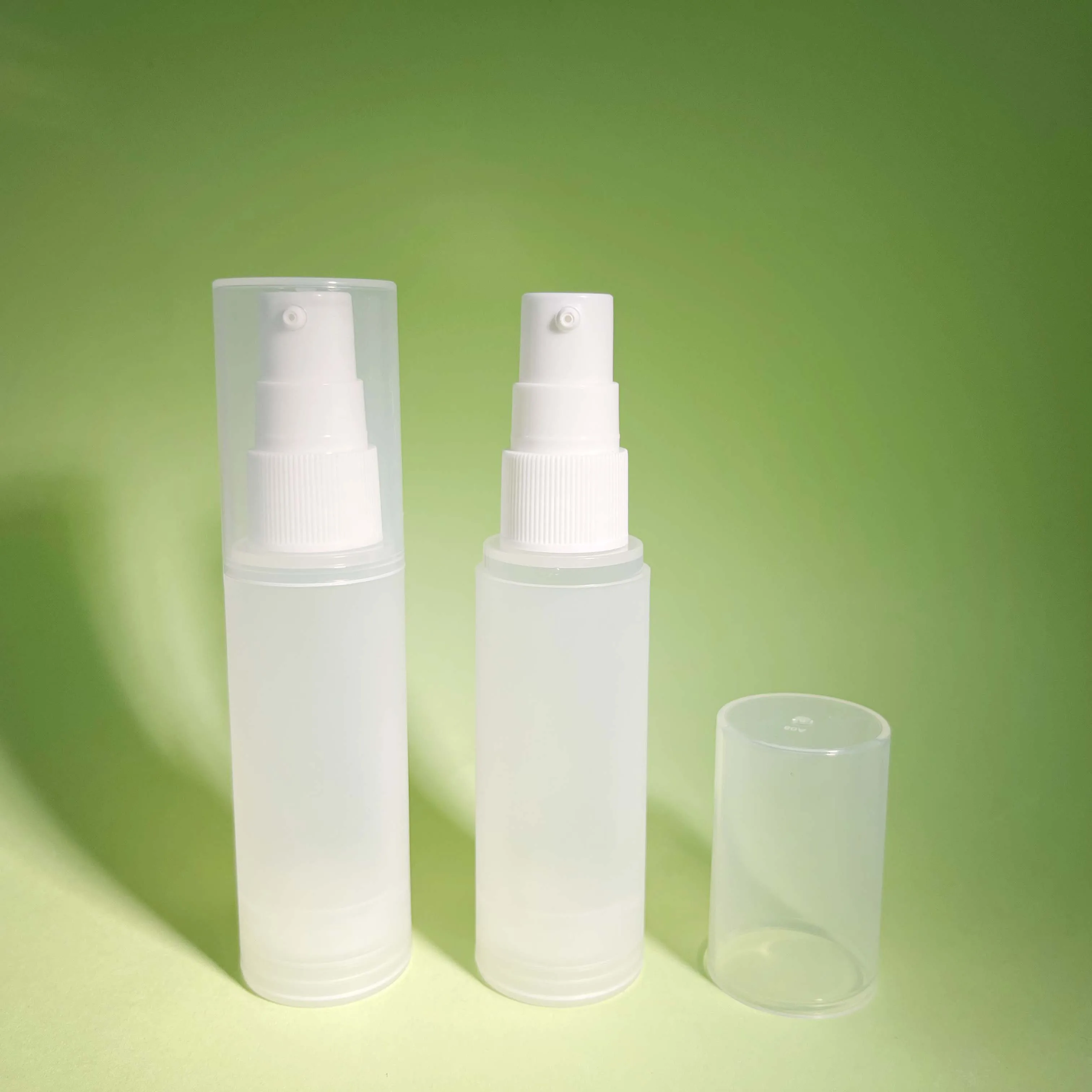 product customize hot sale froeted translucent plastic lotion airless bottle with full cover lotion face cream gel vacuum bottle-25