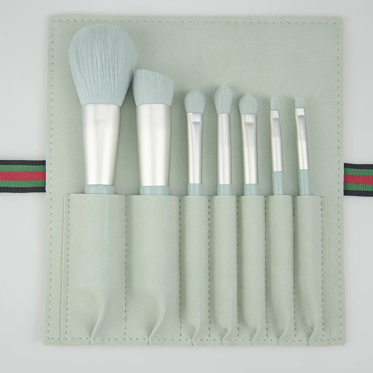 brushes makeup
