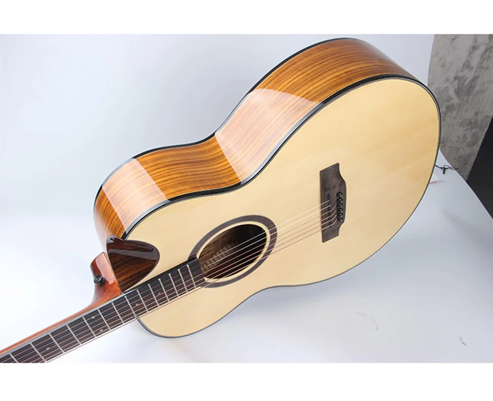 Chihiro EX-DC30-40 Acoustic Guitar - Solid Spruce & Walnut