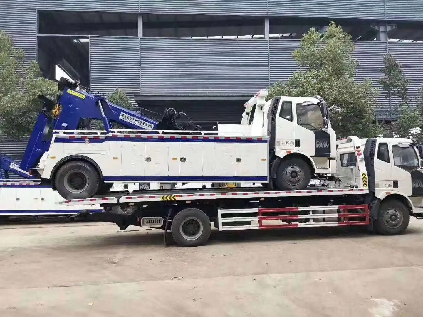 4x2 Faw 10 Tons Towing Wrecker Truck 