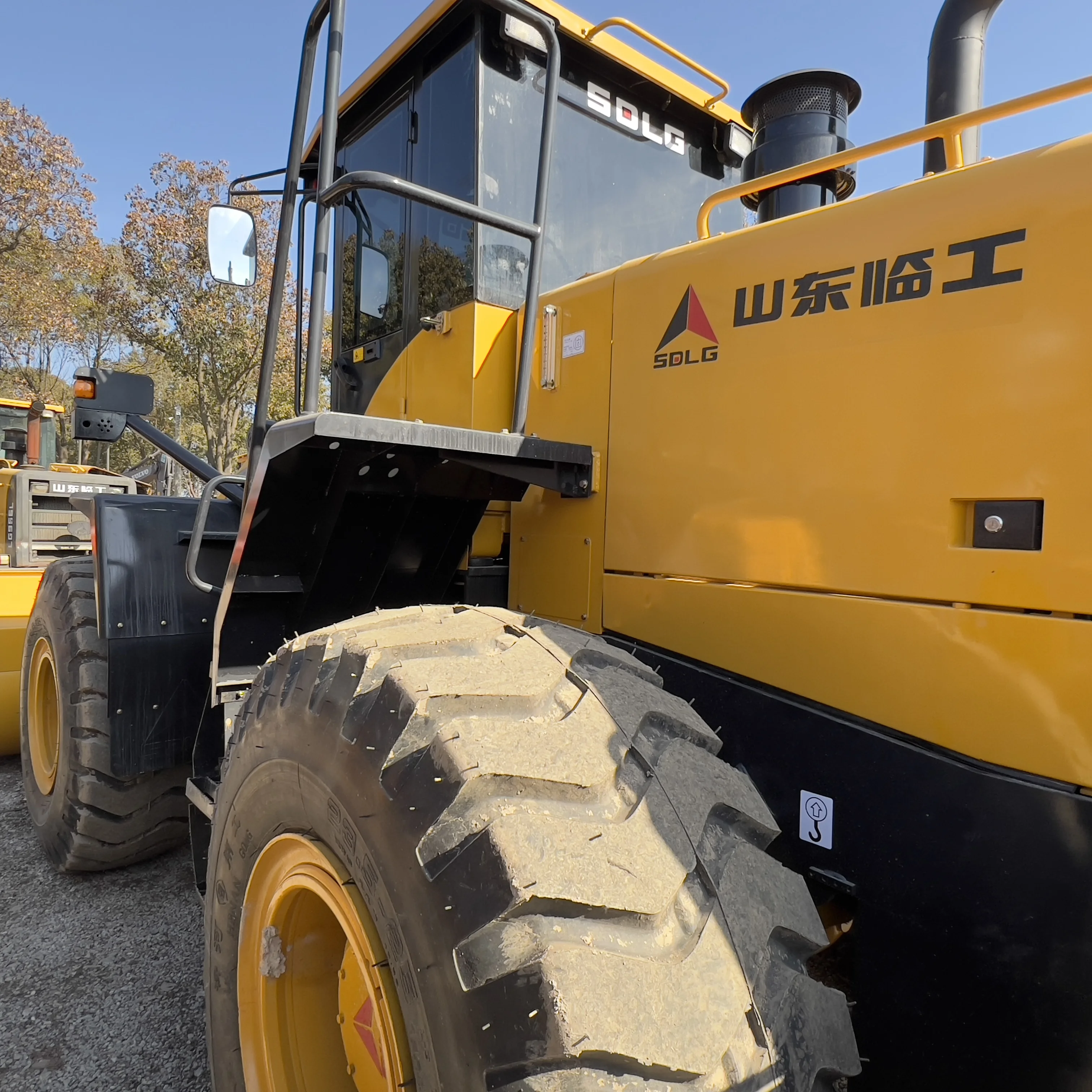 Sdlg Lg956 China 5 Ton Front End Loader Hydraulic Power 4 Wheel Original Parts Low Price Sale