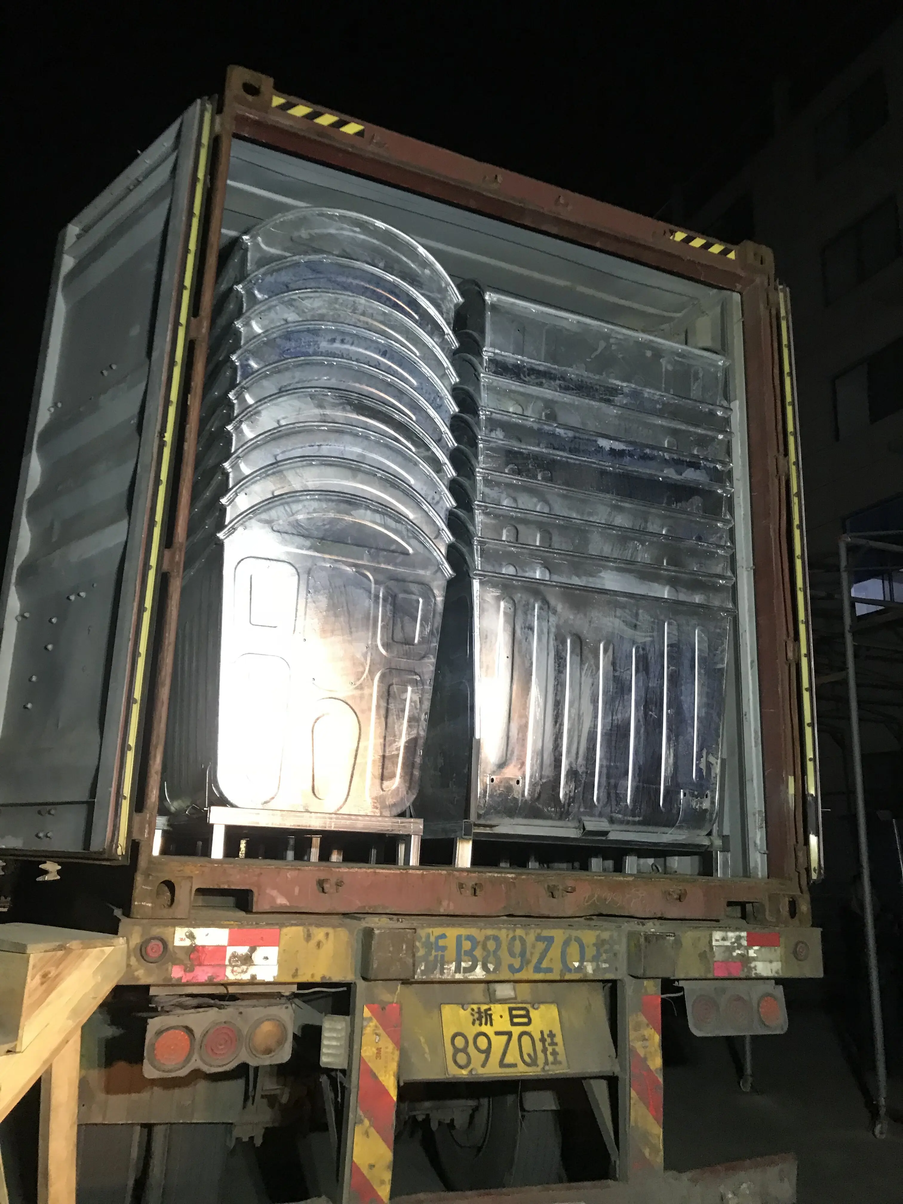 Hs Code 73239900000 3926909090 9401790000 Trolley Bin Buy Código Hs