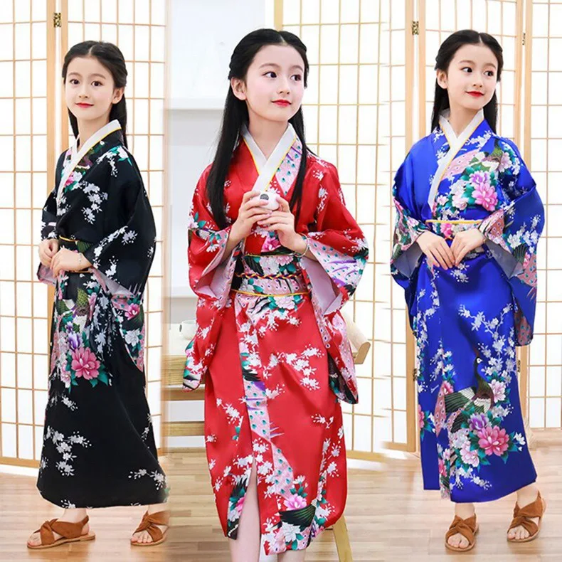 Японский национальный костюм для девочки