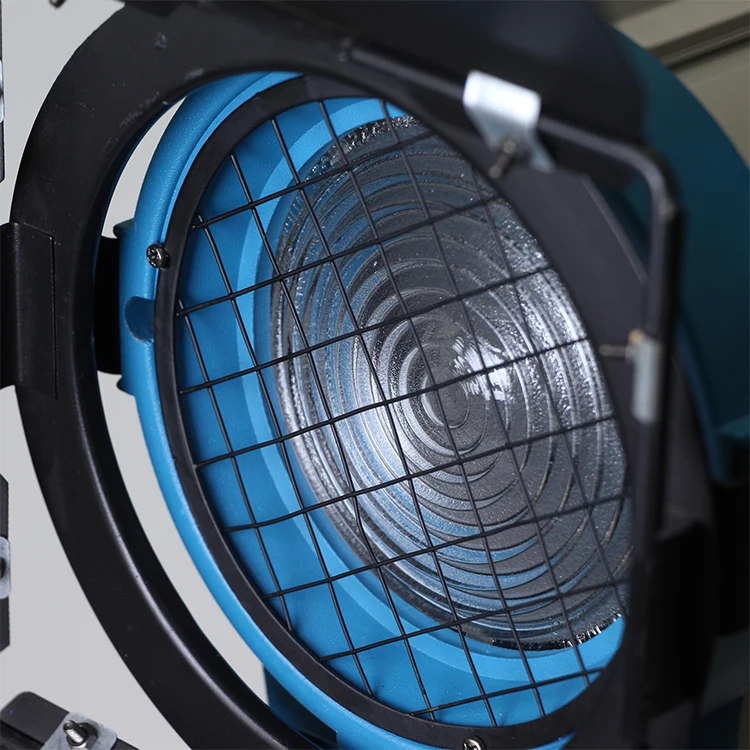 便宜的hmi 1000w led菲涅尔薄膜灯聚光灯视频电视演播室灯