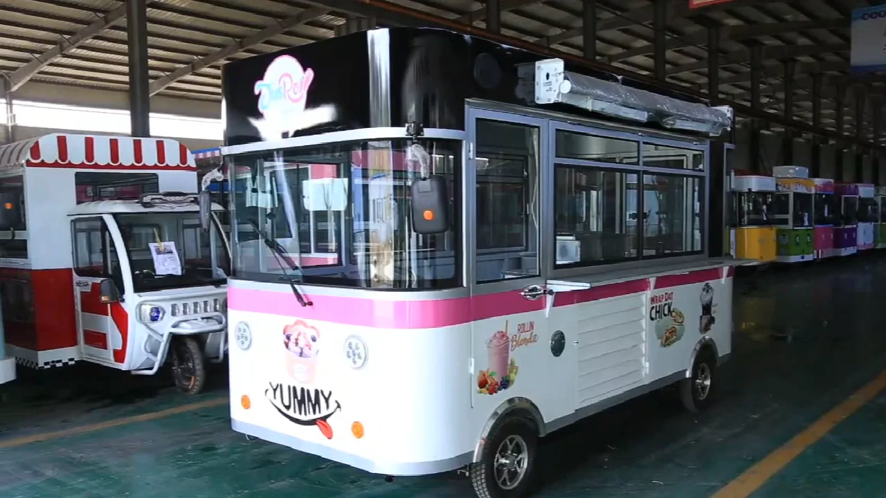 2023 Customized Fast Food Truck Street Mobile Churros Hot Dog Vending