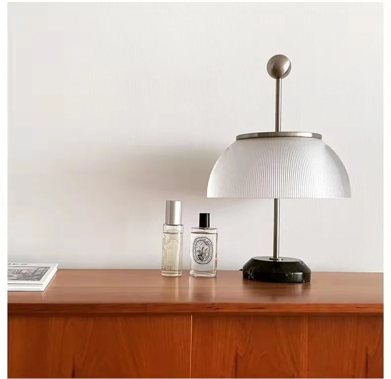 Italian Designer Desk Lamp,Living Room,Bedroom,Bedside Small Night Lamp