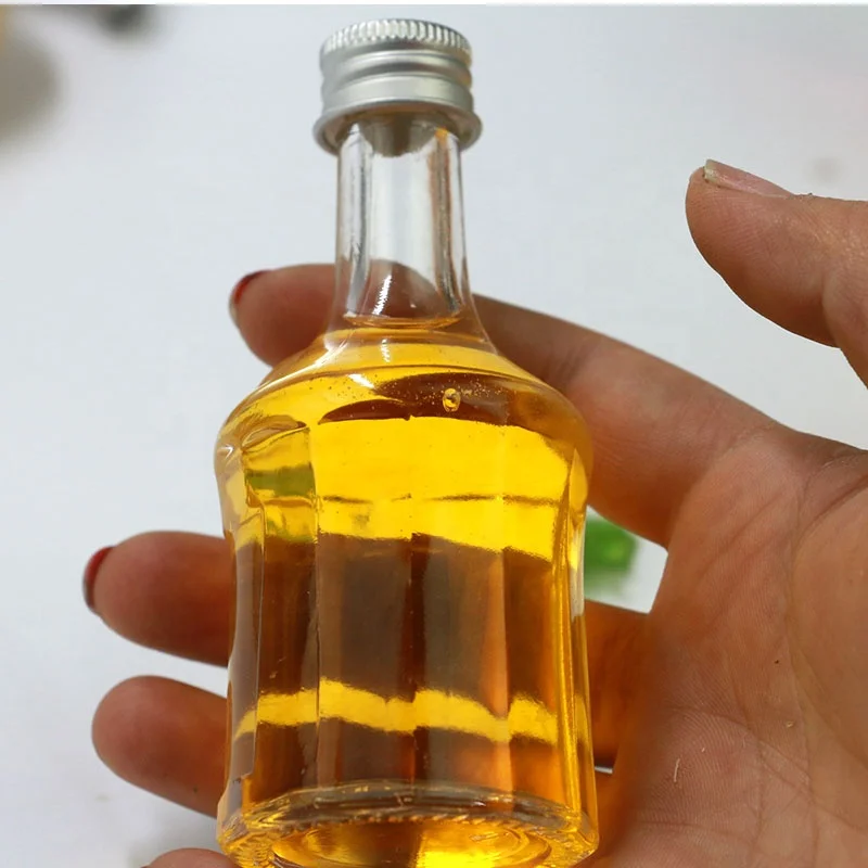
50ml Mini Glass Bottle Alcohol Drink Liquor Wine Rum Miniature Bottle With Screw Lid For Spirits 