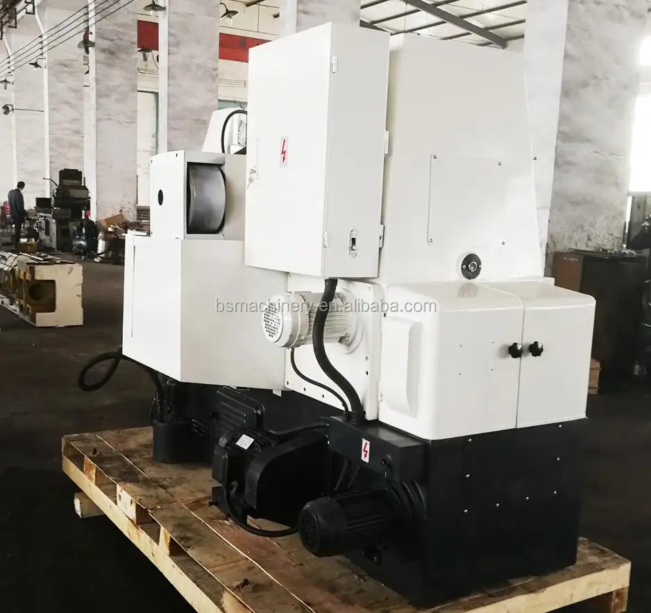 03 gear hobbing machine.jpg