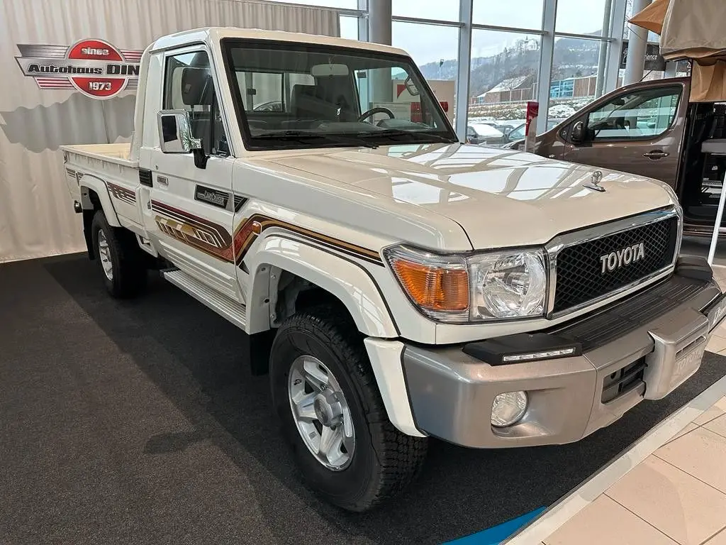 Used Cheap 4x4 Land Cruiser Truck Grj 79 Single Cab - Buy Car Cars Used ...