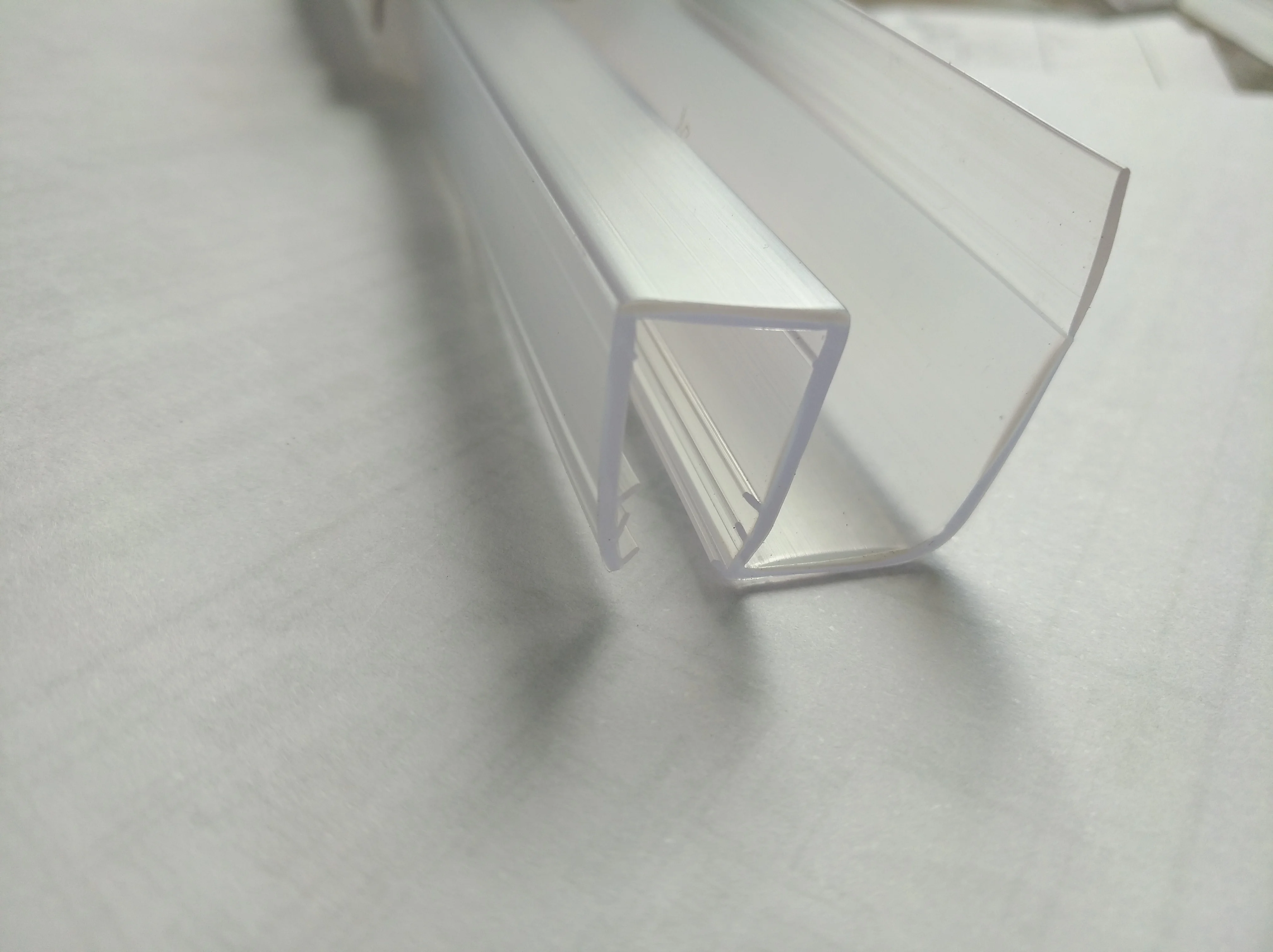 product hot sale p995w pvc clear bottom seal sweep  slips with drip rail for cambridge and crescent sliding shower door system-6