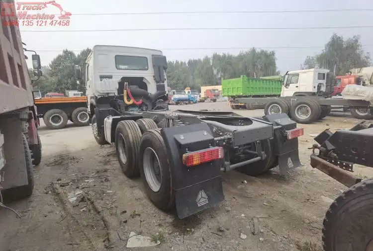 white howo tractor_41