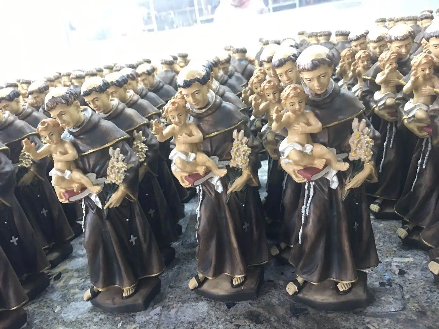 Christian Catholic Holy Religious Virgin Mary Church Family Statue