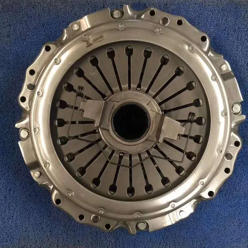 中国重汽豪沃卡车零件离合器压力板 az9725160100 离合器盖