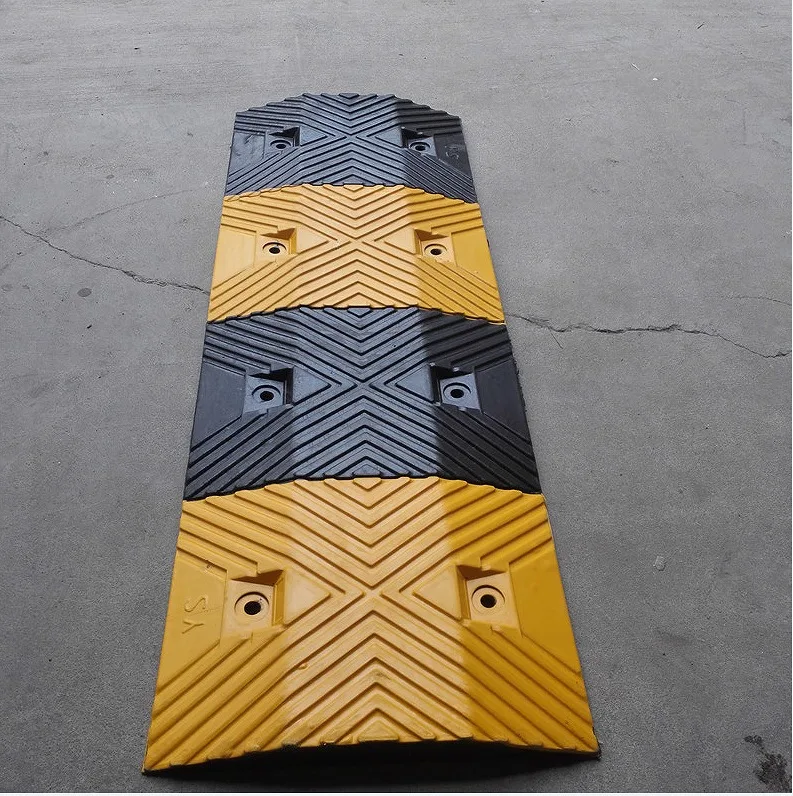 户外橡胶塑料螺旋地板便携式道路减速带