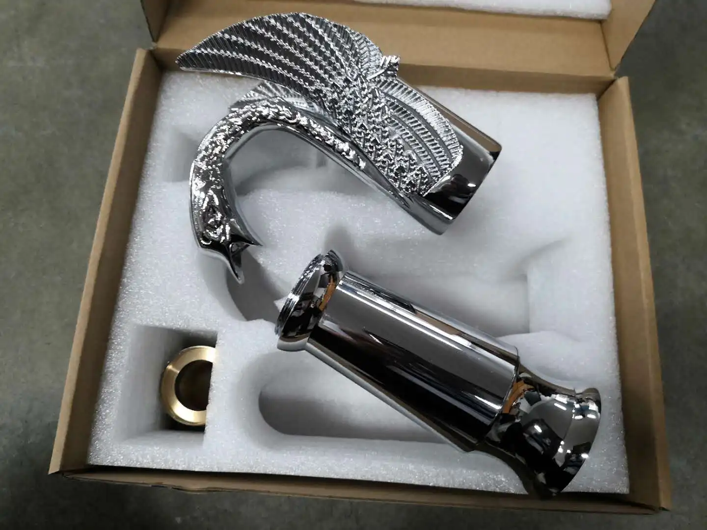 fyeer高身实心黄铜镀铬浴室天鹅水龙头