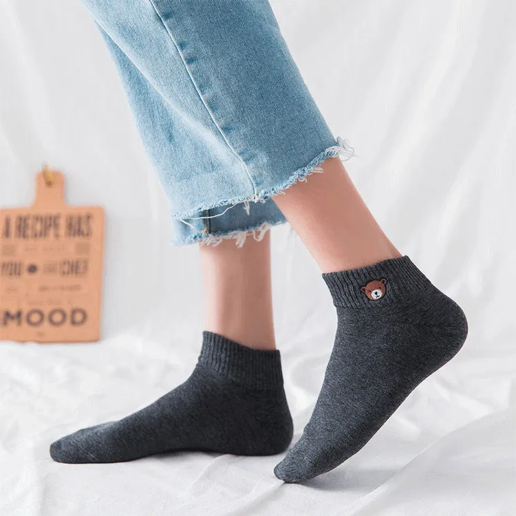 Women Socks Cute Bear Embroidery Custom OEM Socks Low Tube loose Socks Made Embroidery