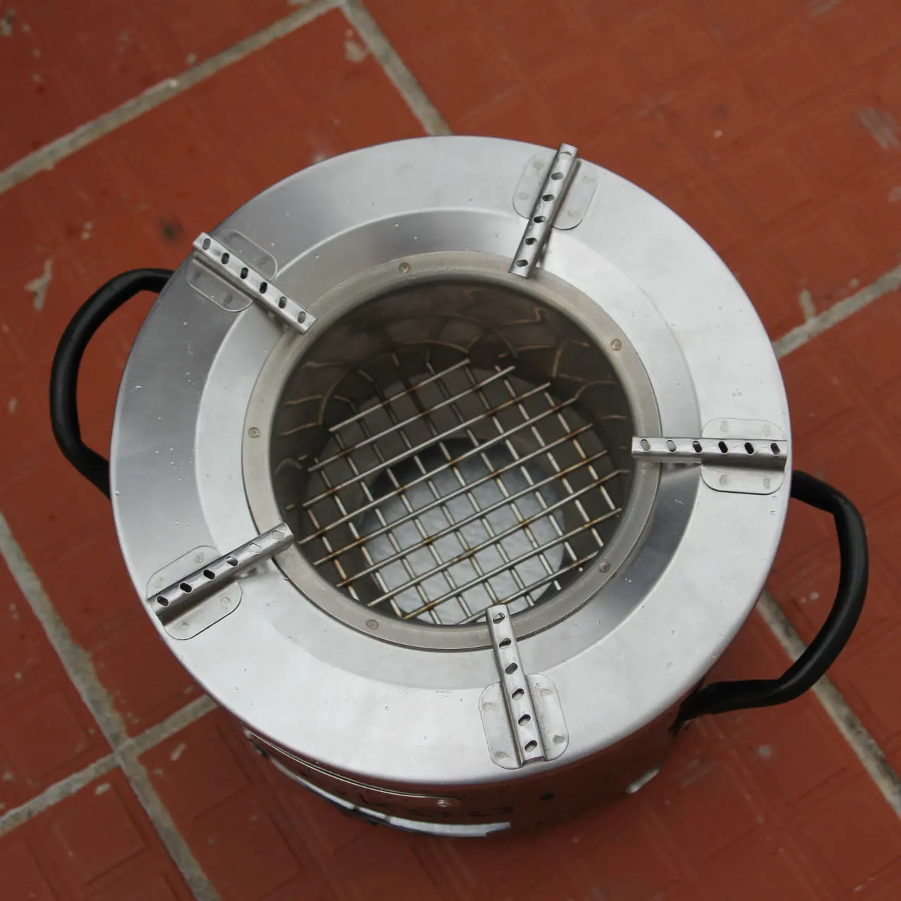 Multifunctional Stainless Steel Household Firewood Stove for Picnics and Cooking Exported to Africa for BBQ Grills