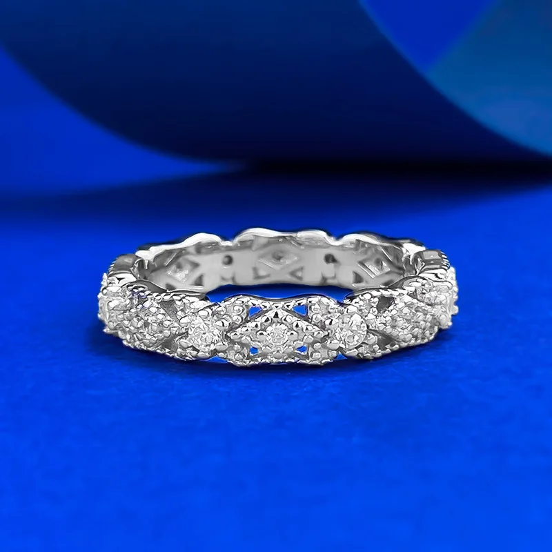 New S925 Silver Vintage Lace Ring Rhodium Plated Lab Diamond Fashionable Light Luxury Style Hollow Diamond Design