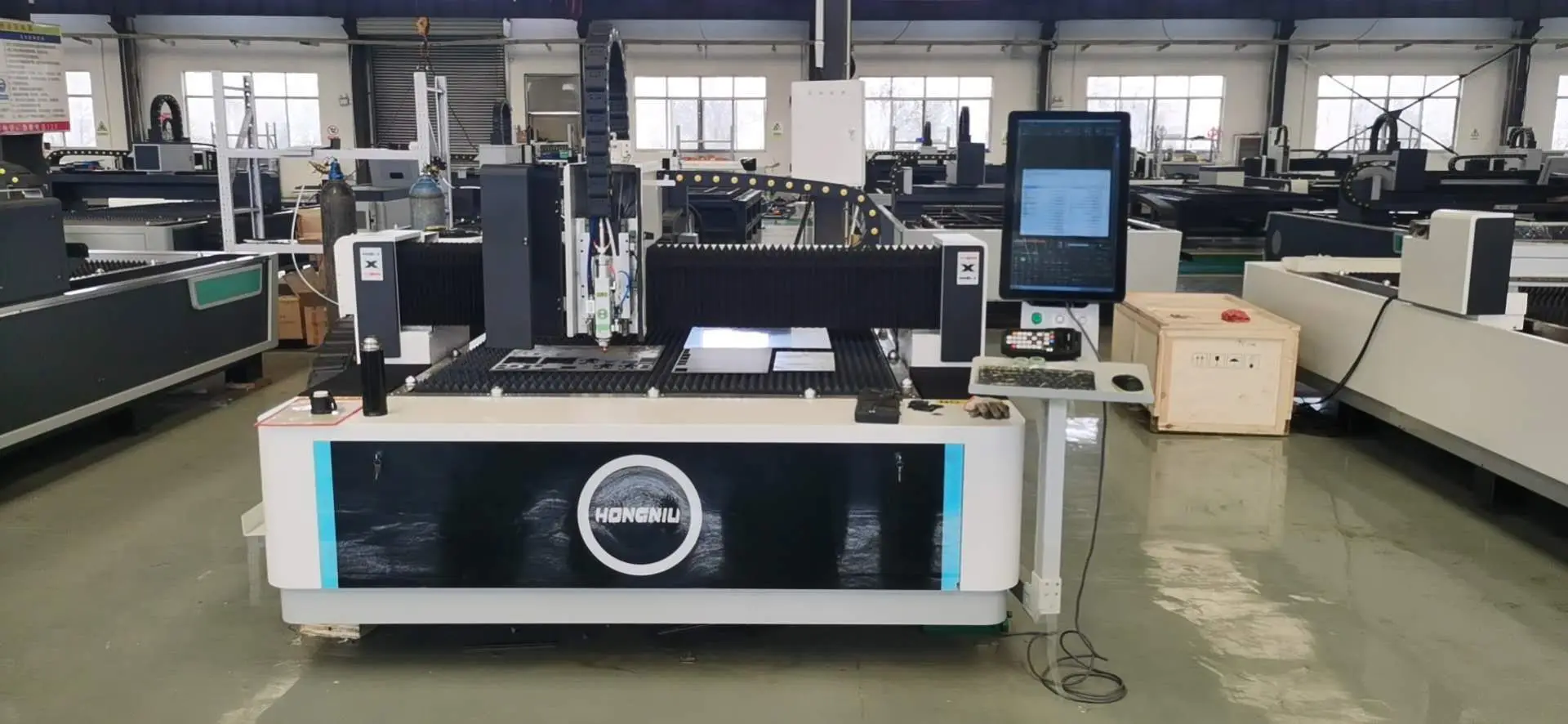 Hot Sale Cnc Laser Cutting Machine Metal Cut Industry Mild Steel Laser