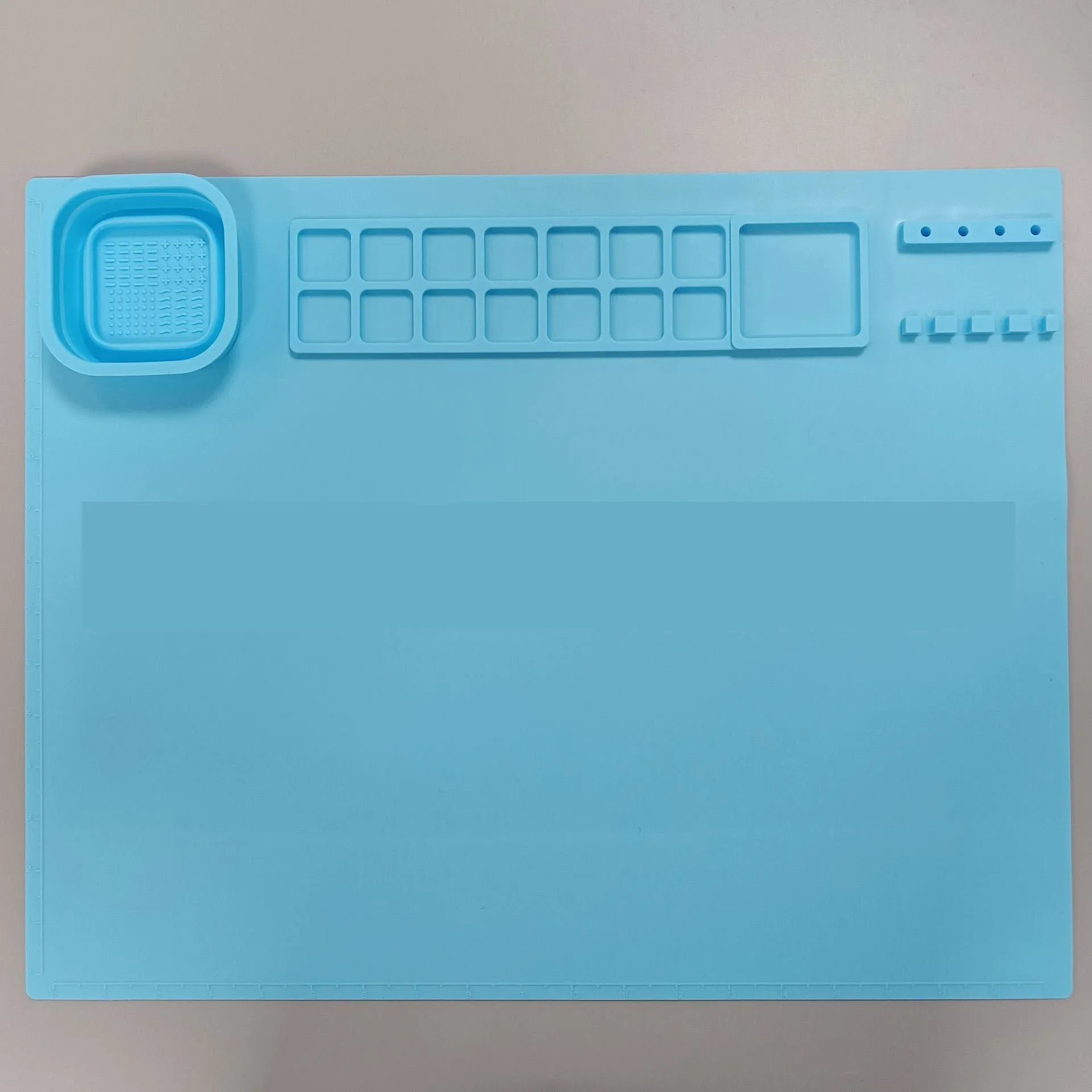 Oem & Odm Bpa Free Silicone Rubber Art Mat With Cup For Kids Custom