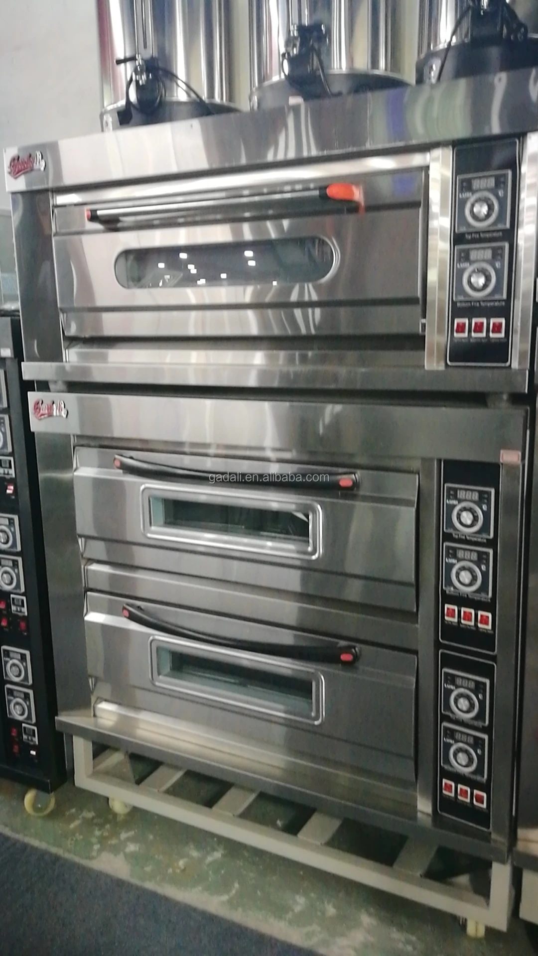 3 Deck 6 Trays Professional Electric Bread Baking Oven Commercial