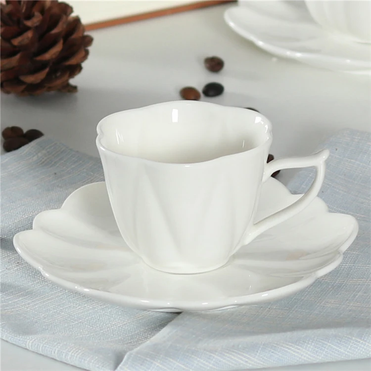 High quality modern design porcelain tea cups customized ceramic coffee cup with saucer.JPG