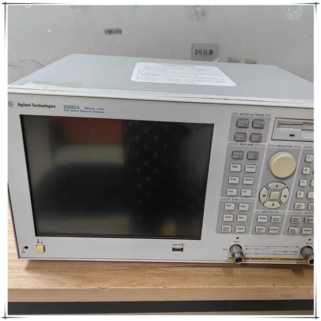 Used Agilent E5061B Vector Network Analyzer & 3G Spectrum Analyzer Made ...