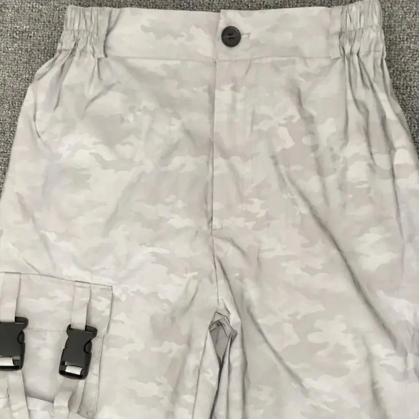Camo Cargo Pants (8).jpg