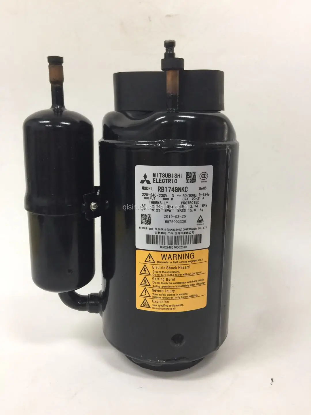 RYC Automotive A/C Compressor AEG319 (Fits Select RWD Models - Not For 5.7L)