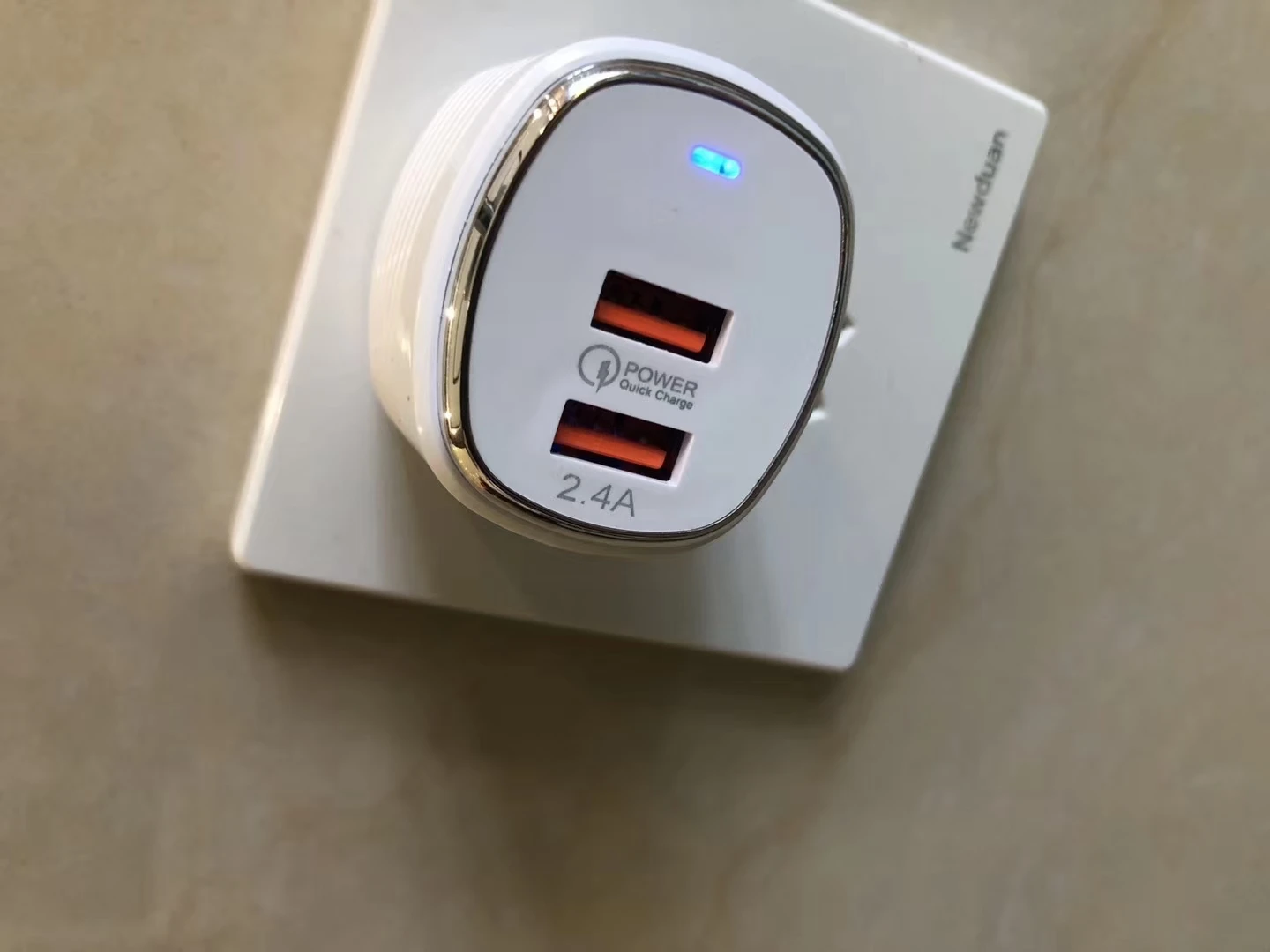 charger.jpg
