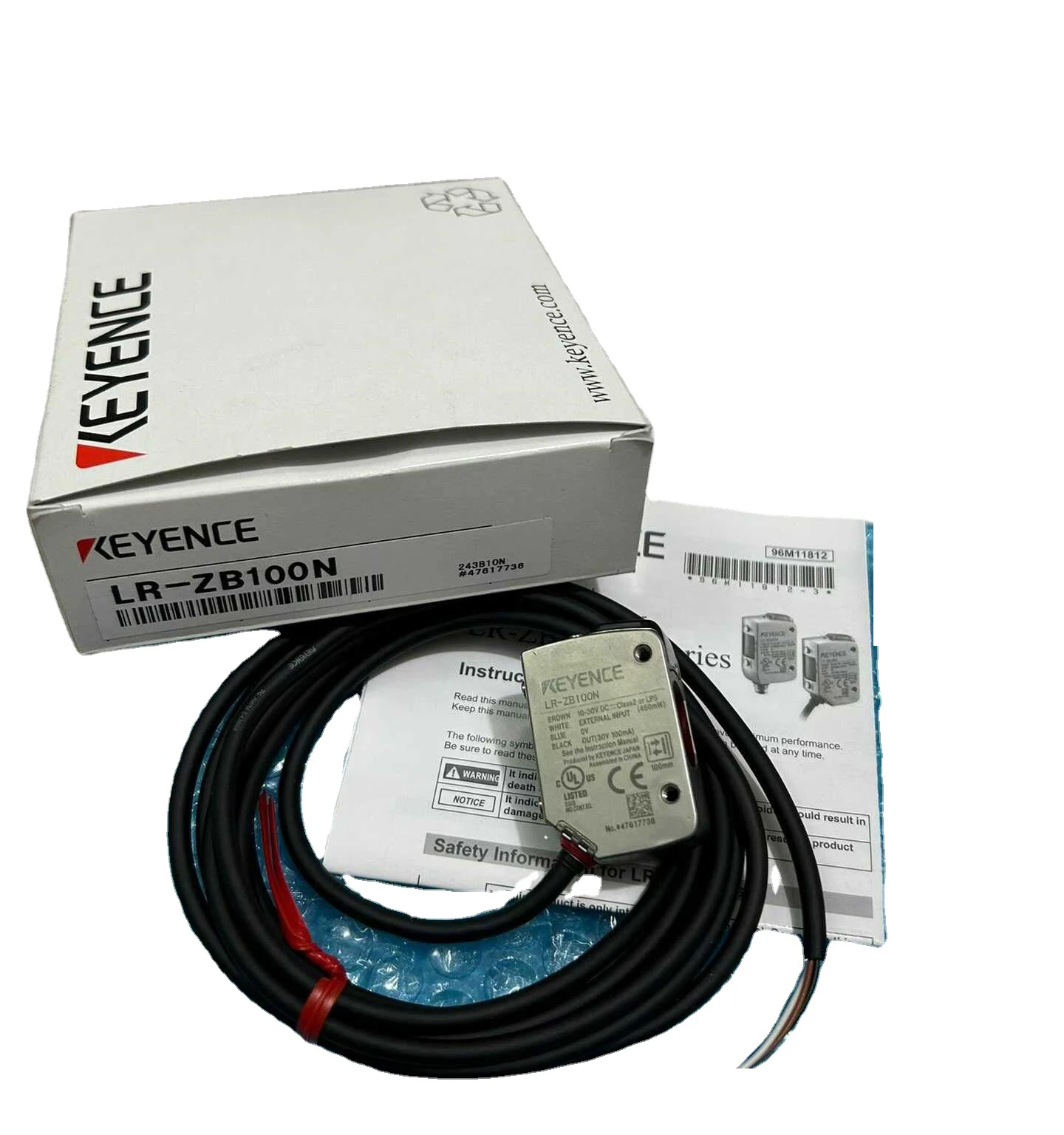 KEYENCE LR-ZB100N CMOS Laser Sensor 100mm, Red Laser Class 1