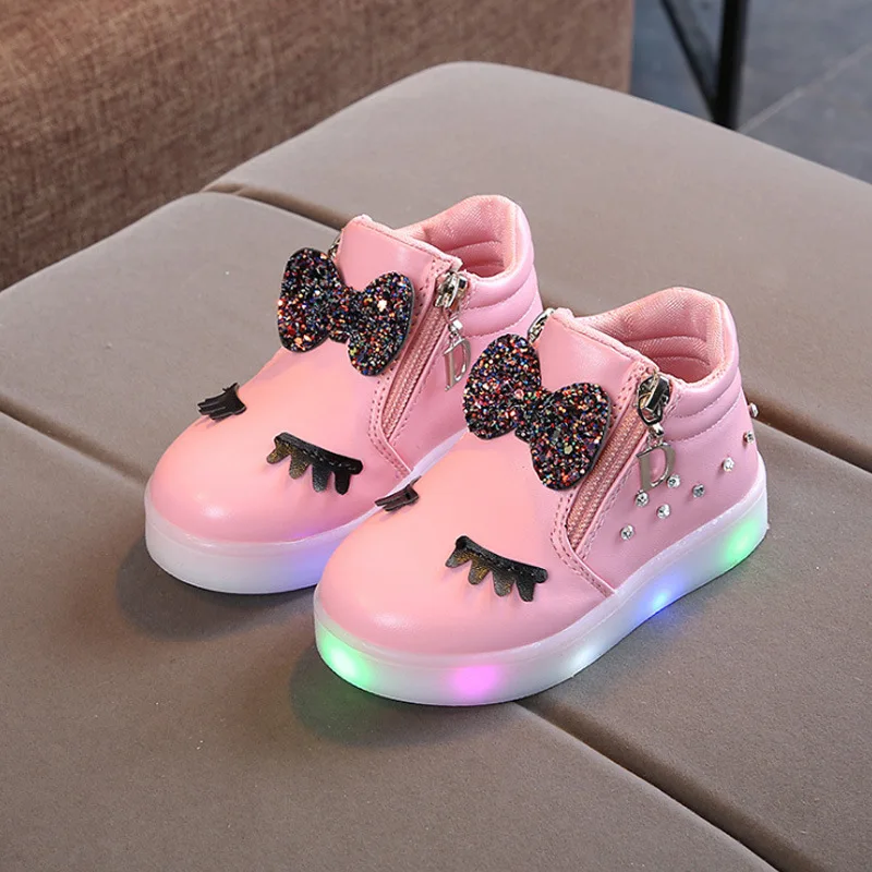 Prestige pin Luchten Wholesale Kids Cheap Led New Light Up Sneakers Boots Shoes With Bow - Buy  Shoes Children Led,Children's Sports Shoes,Children Led Light Shoes Product  on Alibaba.com