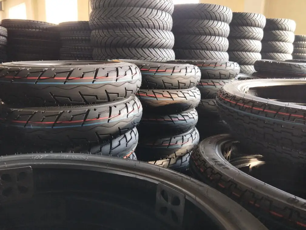 Motorcycle tire TL