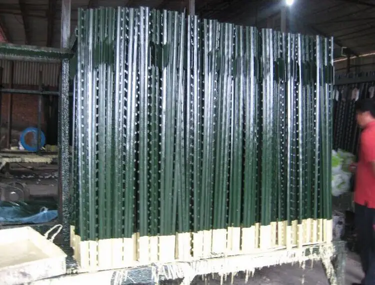 Cheap Used Sustainable Metal Galvanized Steel Farm T Fence Posts For Sale