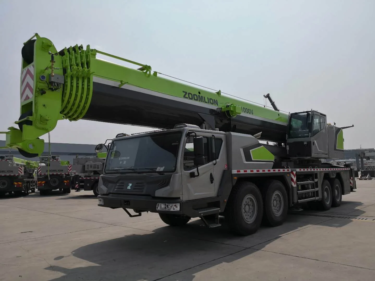 Zat3000 All Terrain Crane 300 Ton Zoomlion Mobile Crane Price With Long Service Life Hot Sale Lifting Product Buy All Terrain Crane Zat3000 All Terrain Crane Zoomlion Zat3000 All Terrain Crane