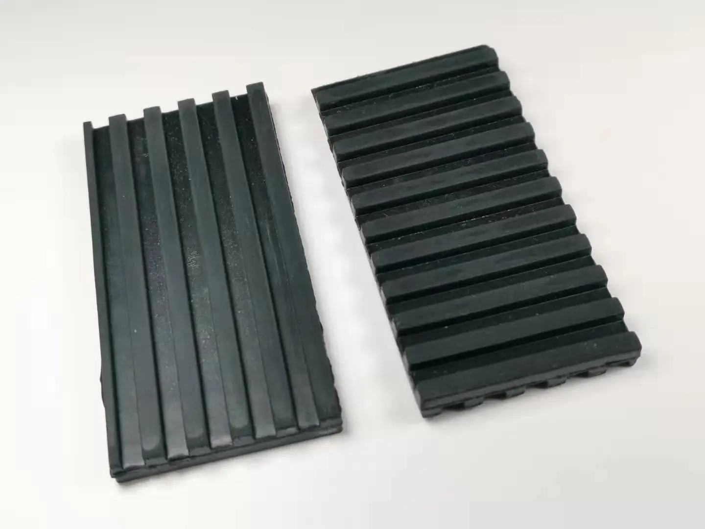 Rubber Shock absorbing pad