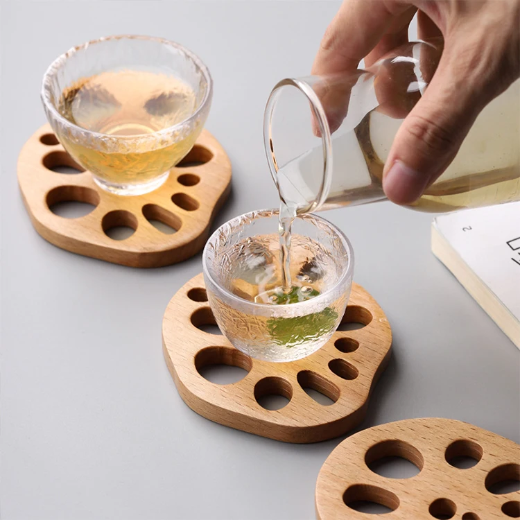 Wholesale Customized Lotus Root Slices Shape Natural Beech Wood Heat Resistant Cup Mat Wooden