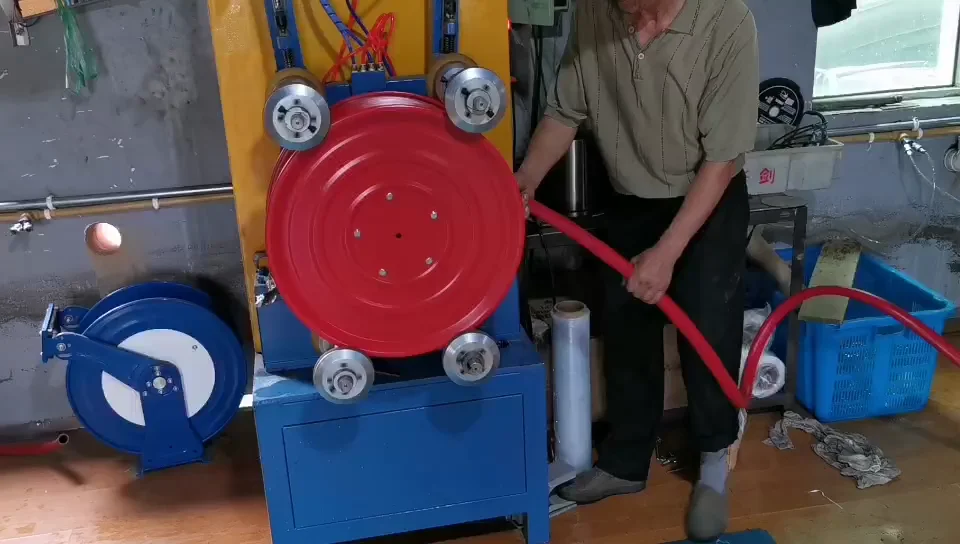 自动消防软管卷盘可以使用长时间 25 天至 30 天生产时间