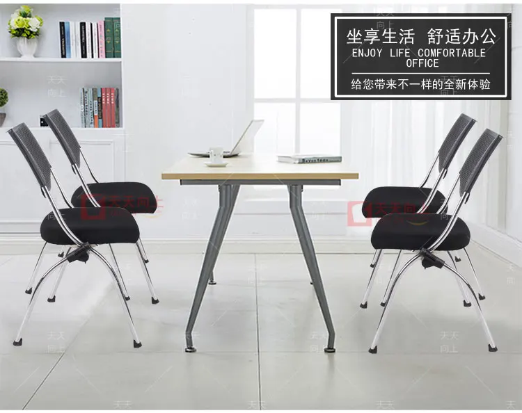 Luxury Classic Living Room Chairs Outdoor Leisure Chair Comfortable Fabric Padded Chairs