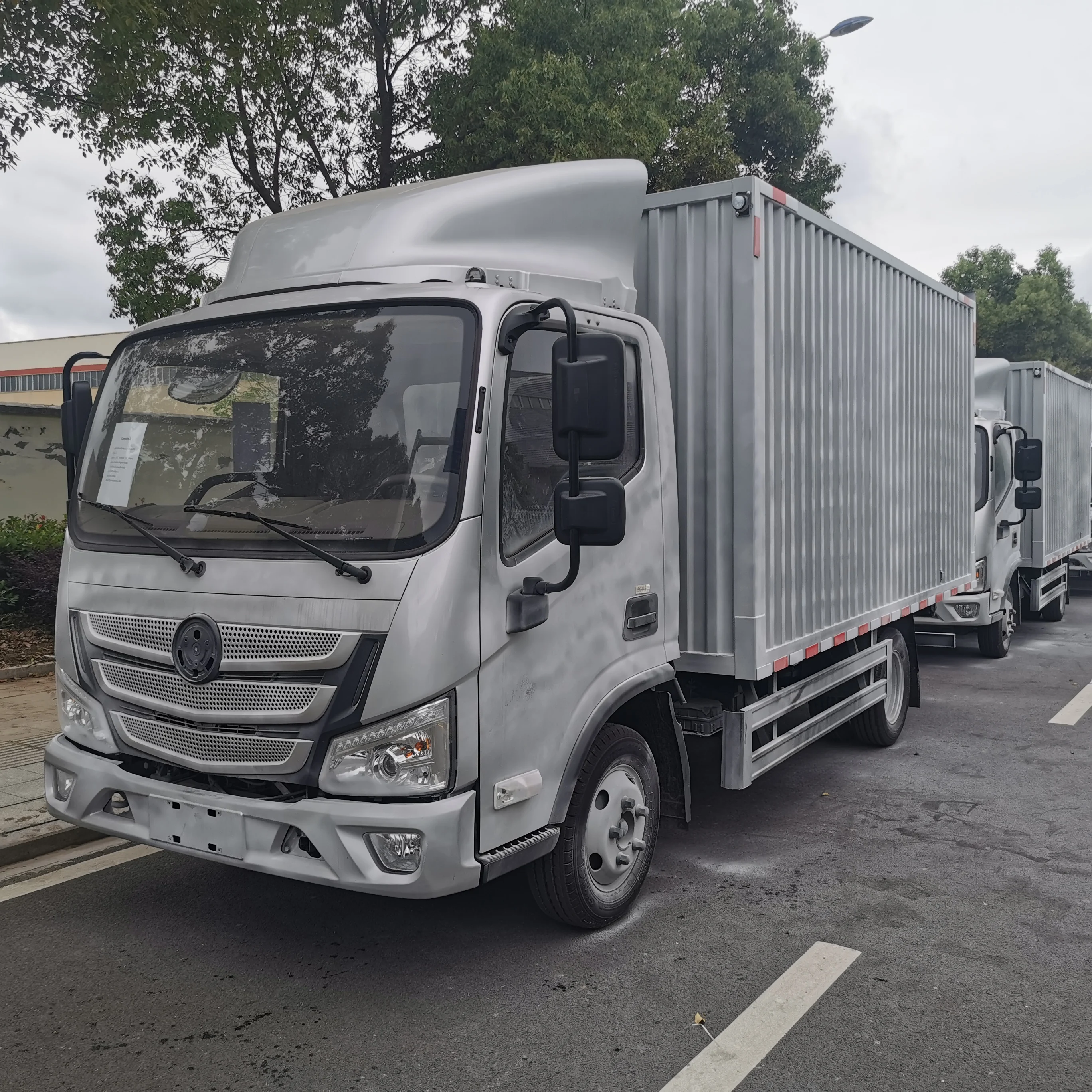 Foton Diesel Type 4x2 Mini Van Truck 3.5 Tons Loading Capacity With